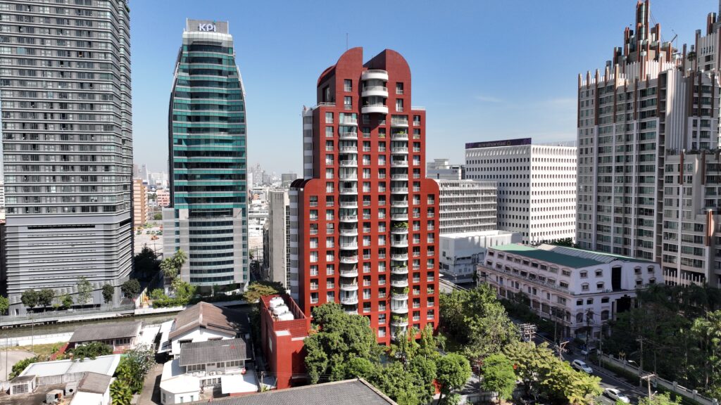 Chidlom Place Condominium After Facade 2