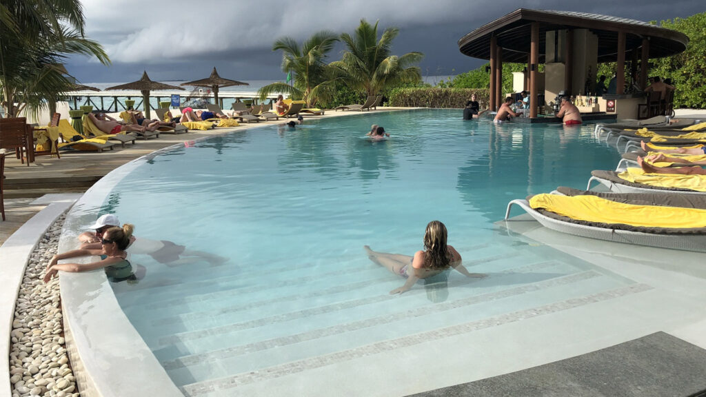 Centara Ras Fushi Resort & Spa Maldives