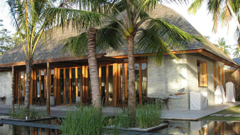 W Maldives